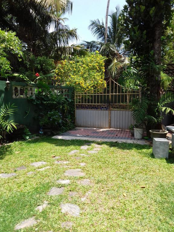 Serenity Villa Hikkaduwa Exterior foto