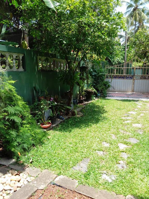 Serenity Villa Hikkaduwa Exterior foto